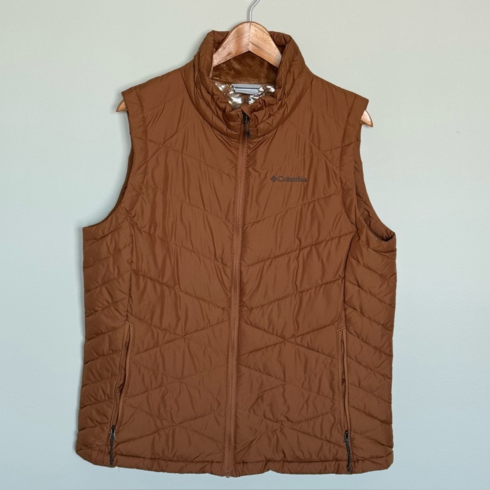 Columbia Women Camel  Color Quilted Vest